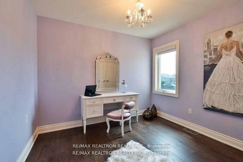 Photo 27 at 121 Broomlands Drive, Maple, Vaughan