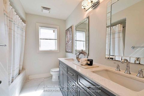 Photo 29 at 121 Broomlands Drive, Maple, Vaughan