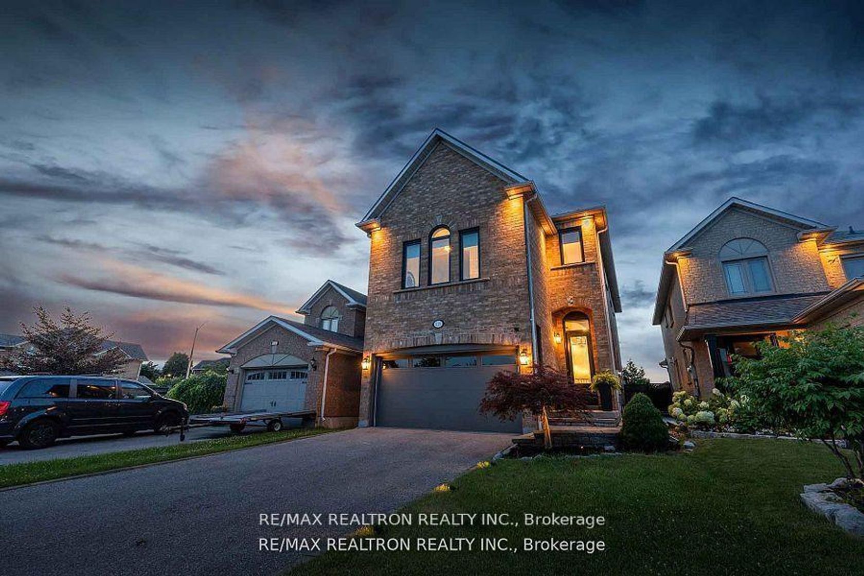 121 Broomlands Drive, Maple, Vaughan 