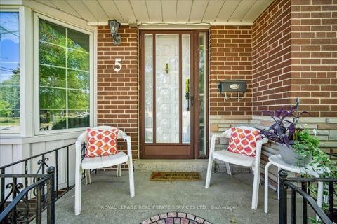 Photo 1 at 5 Amethyst Road, Sullivan, Toronto