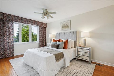 Photo 11 at 5 Amethyst Road, Sullivan, Toronto