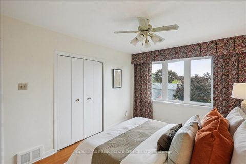 Photo 12 at 5 Amethyst Road, Sullivan, Toronto