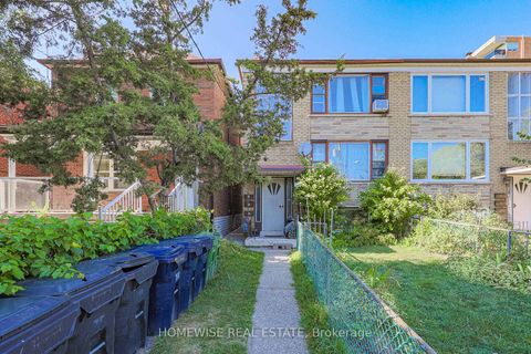 Photo 0 at 4 Lanark Avenue, Oakwood Village, Toronto