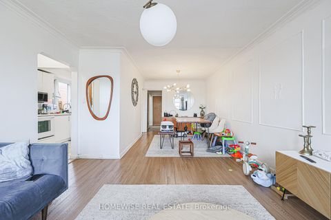 Photo 6 at 4 Lanark Avenue, Oakwood Village, Toronto