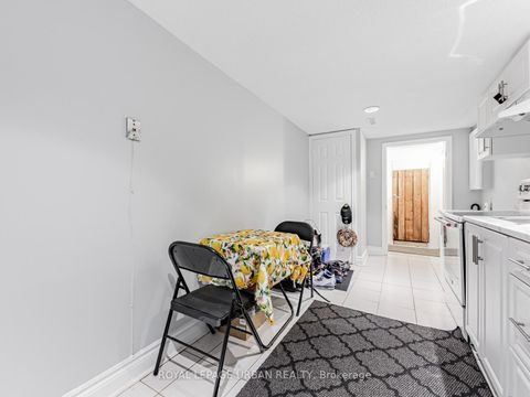 Photo 26 at 15 Maple Bush Avenue, Pelmo Park W4, Toronto