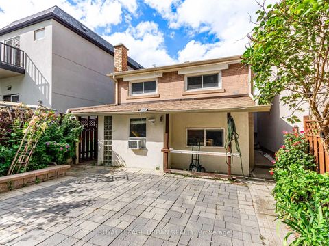 Photo 35 at 15 Maple Bush Avenue, Pelmo Park W4, Toronto