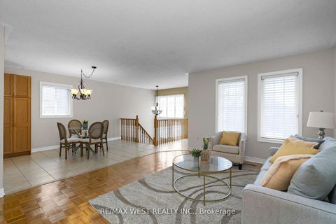 Photo 8 at 362 Avro Road, Maple, Vaughan