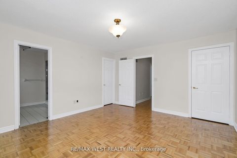 Photo 13 at 362 Avro Road, Maple, Vaughan