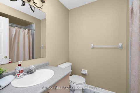 Photo 17 at 362 Avro Road, Maple, Vaughan