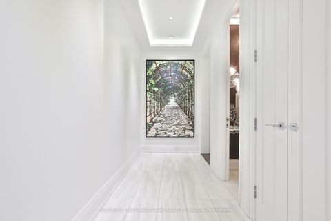 Photo 4 at 804 - 88 Davenport Road, Annex, Toronto