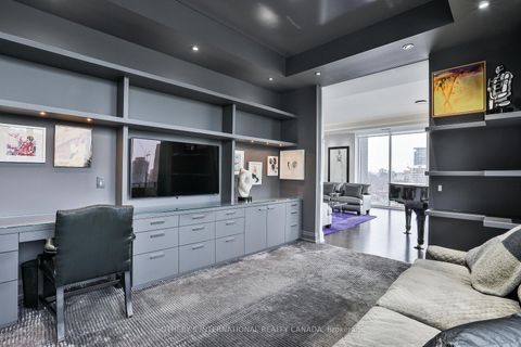 Photo 18 at 804 - 88 Davenport Road, Annex, Toronto