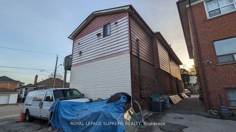Photo 4 at 25 Milton Street, Mimico, Toronto