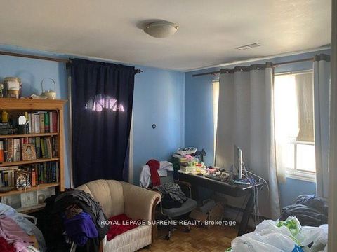Photo 11 at 25 Milton Street, Mimico, Toronto