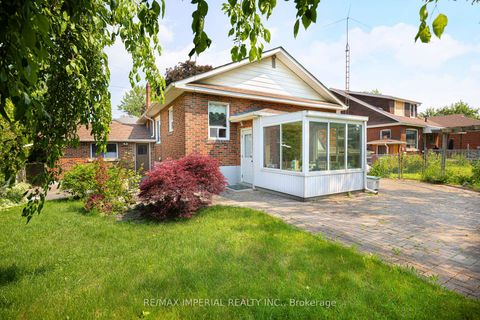Photo 24 at 7 Doddington Drive, Queensway, Toronto