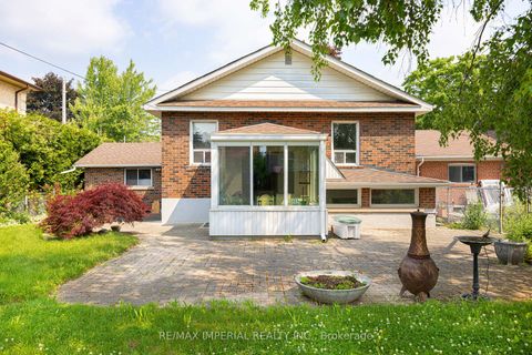 Photo 25 at 7 Doddington Drive, Queensway, Toronto