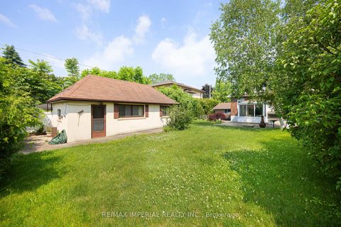 Photo 29 at 7 Doddington Drive, Queensway, Toronto