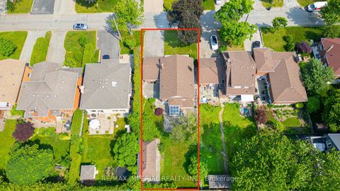 Photo 39 at 7 Doddington Drive, Queensway, Toronto