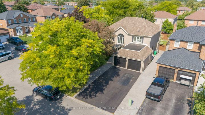 Photo 0 at 45 Nottingham Crescent, Westgate, Brampton