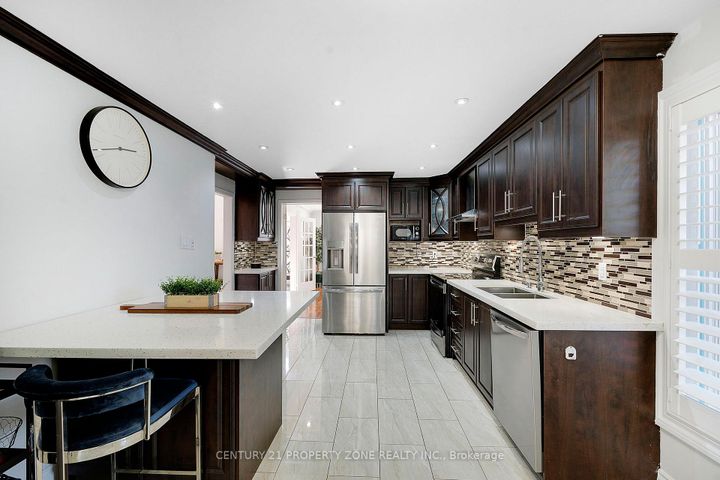 Photo 12 at 45 Nottingham Crescent, Westgate, Brampton