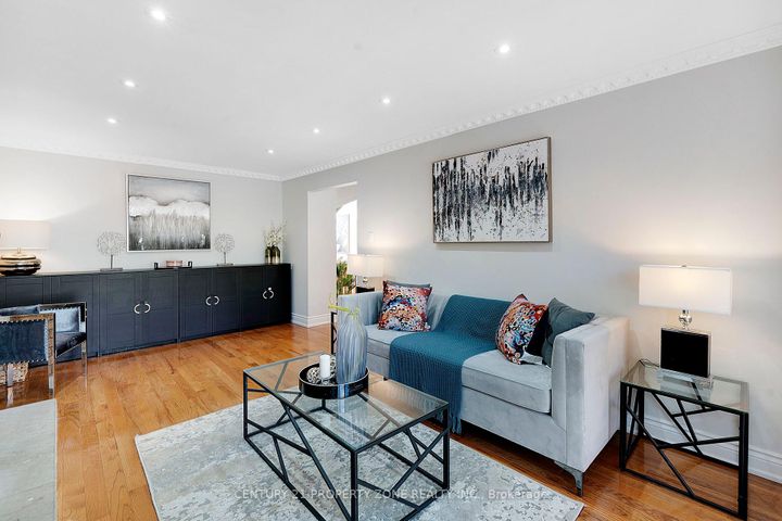 Photo 16 at 45 Nottingham Crescent, Westgate, Brampton