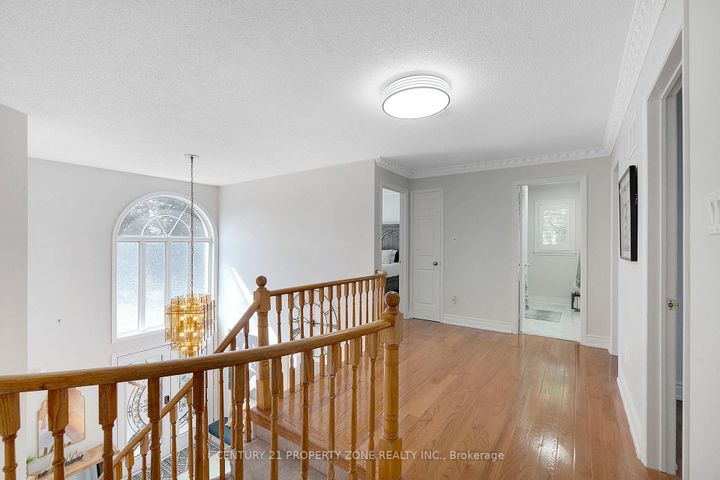 Photo 18 at 45 Nottingham Crescent, Westgate, Brampton