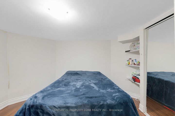 Photo 34 at 45 Nottingham Crescent, Westgate, Brampton