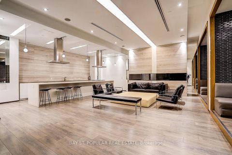 Photo 3 at 321 - 1030 King Street W, Niagara, Toronto
