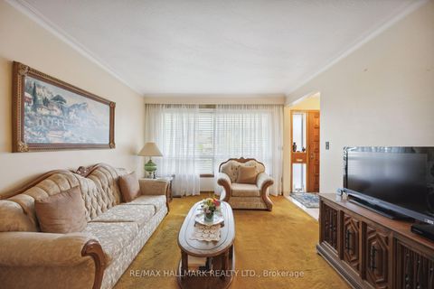 Photo 11 at 23 Lockington Court, Humbermede, Toronto