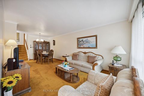 Photo 13 at 23 Lockington Court, Humbermede, Toronto
