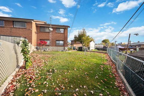 Photo 25 at 23 Lockington Court, Humbermede, Toronto