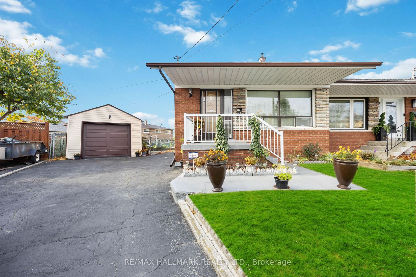 23 Lockington Court, Humbermede, Toronto 