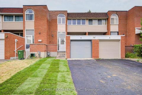 Photo 1 at 6 Sprucewood Court, L'Amoreaux, Toronto