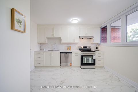Photo 17 at 6 Sprucewood Court, L'Amoreaux, Toronto