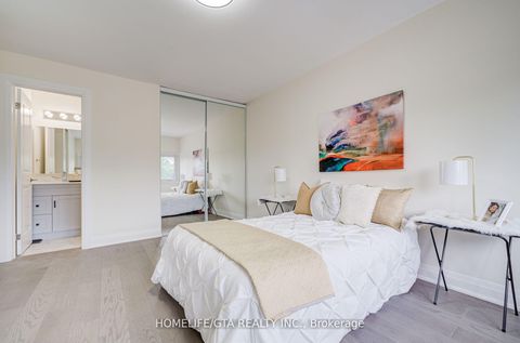 Photo 26 at 6 Sprucewood Court, L'Amoreaux, Toronto