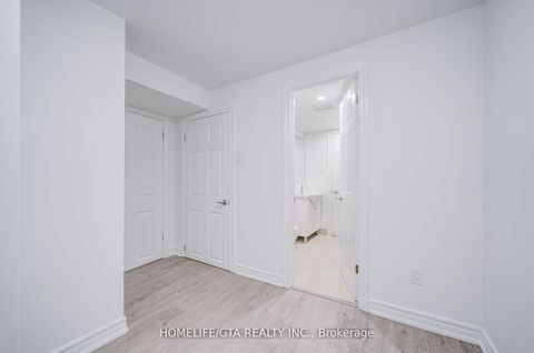 Photo 47 at 6 Sprucewood Court, L'Amoreaux, Toronto
