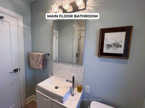 Photo 11 at 9 Sevenoaks Avenue, Queensway, Toronto