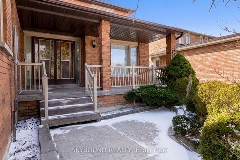 Photo 1 at 108 Zinnia Place, West Woodbridge, Vaughan