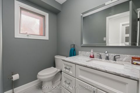 Photo 21 at 108 Zinnia Place, West Woodbridge, Vaughan