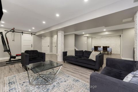 Photo 33 at 108 Zinnia Place, West Woodbridge, Vaughan
