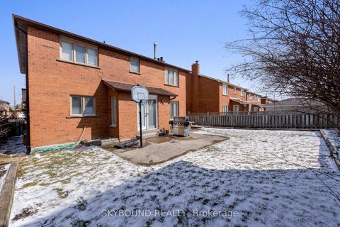 Photo 43 at 108 Zinnia Place, West Woodbridge, Vaughan