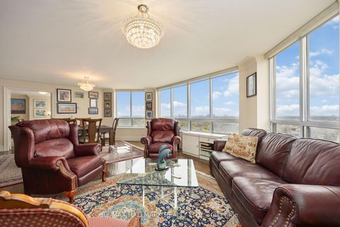 Photo 3 at 1821 - 80 Harrison Garden Boulevard, Willowdale East, Toronto