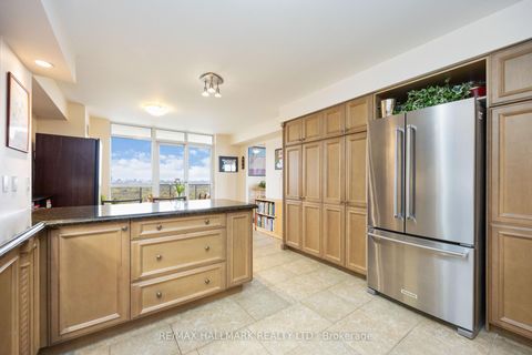 Photo 10 at 1821 - 80 Harrison Garden Boulevard, Willowdale East, Toronto