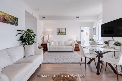 Photo 4 at 503 - 117 McMahon Drive, Bayview Village, Toronto