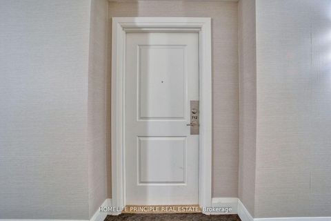Photo 16 at 712 - 12 Woodstream Boulevard, Vaughan Grove, Vaughan