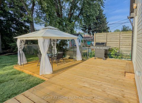 Photo 43 at 32 Brenton Street, Crescent Town, Toronto