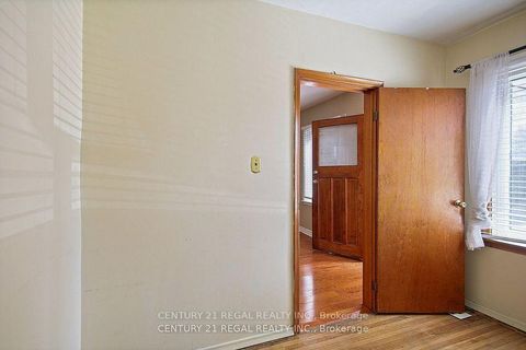 Photo 12 at 102 Newcastle Street, Mimico, Toronto