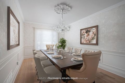 Photo 2 at 12 Alta Vista Court, Beverley Glen, Vaughan