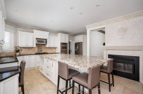 Photo 8 at 12 Alta Vista Court, Beverley Glen, Vaughan