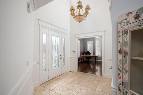 Photo 12 at 12 Alta Vista Court, Beverley Glen, Vaughan