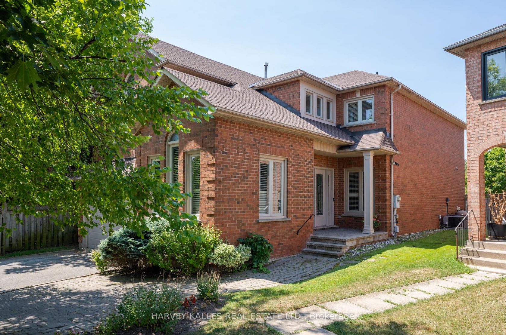 12 Alta Vista Court, Beverley Glen, Vaughan 